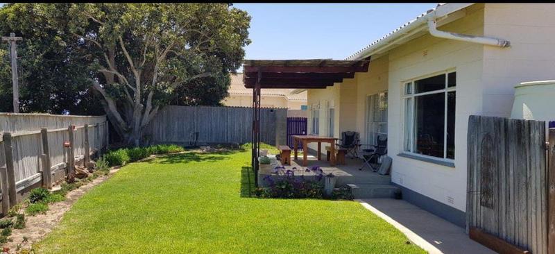 4 Bedroom Property for Sale in Kleinsee Northern Cape